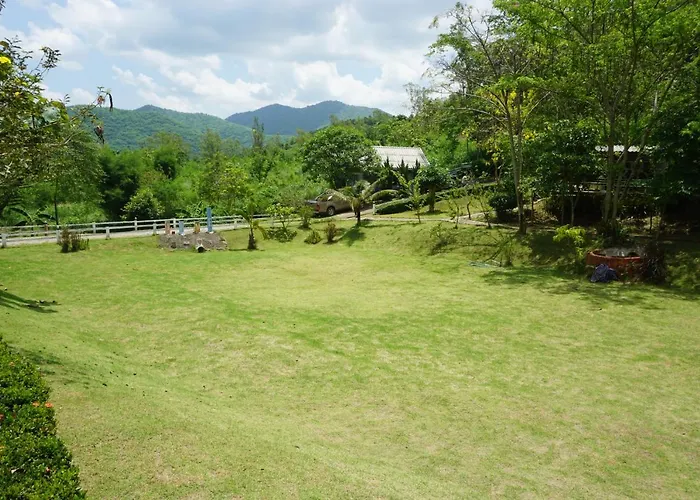 รีสอร์ท Baan Nuen Kao At