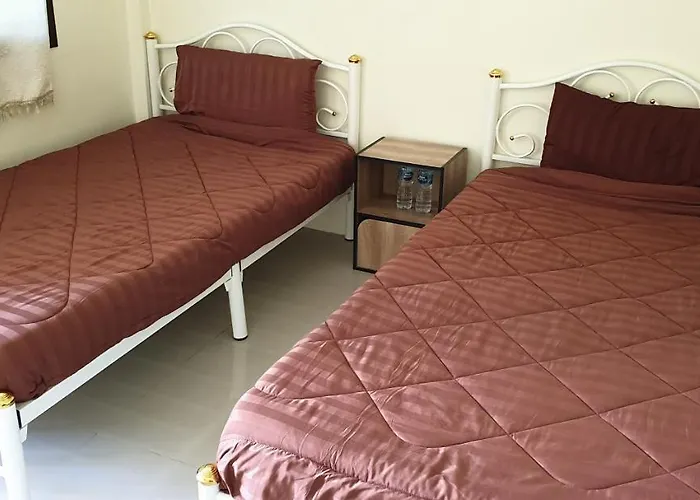 Baan Nuen Kao At *